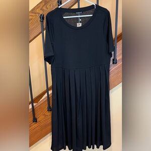 Bloomchic T-shirt  Dress Short Sleeve-pockets/sz. 14-16 Women’s. NWT